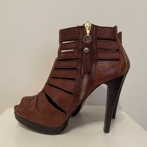 Stuart Weitzman Brown Leather Caged Peeptoe Platform Booties - 5.5